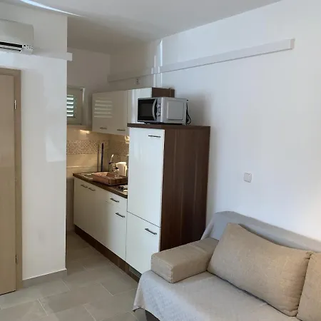 A & L Sabic 奥米什